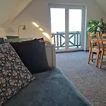 Bed & Breakfast Rybaczowka - Noclegi, Restauracja, Port