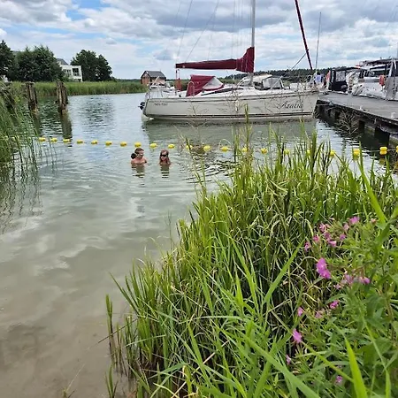 Rybaczowka - Noclegi, Restauracja, Port *