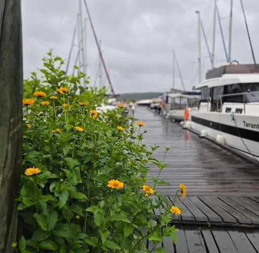 Rybaczowka - Noclegi, Restauracja, Port