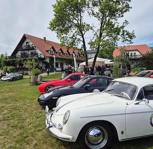 Rybaczowka - Noclegi, Restauracja, Port *