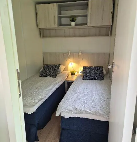 Rybaczowka - Noclegi, Restauracja, Port 波加茨泽沃